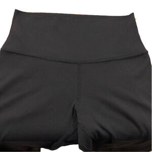 High waisted, black leggings